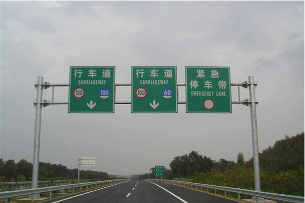 吴桥制造高速公路标志杆厂家